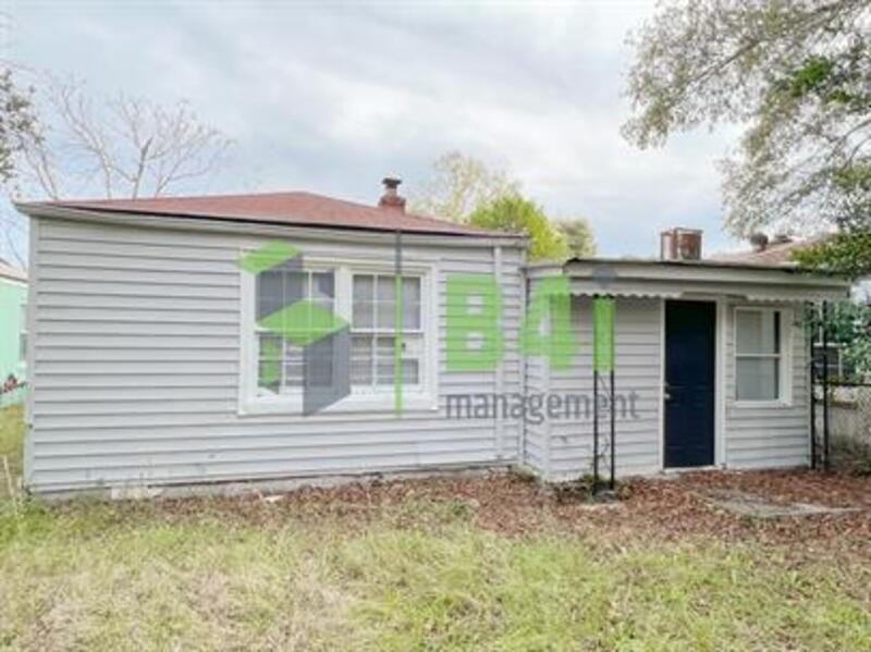 355 Liberty Ave - Photo 3 of 18