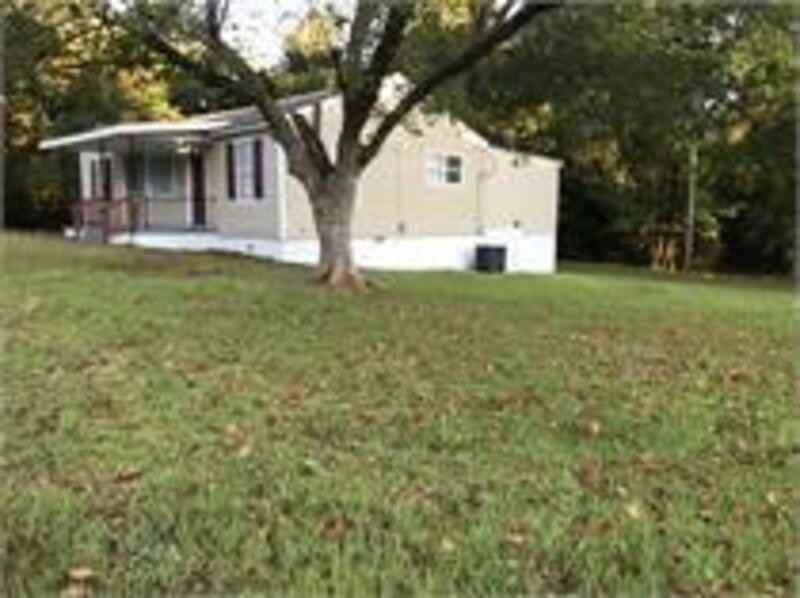 1007 E Mcintosh Rd - Photo 4 of 30