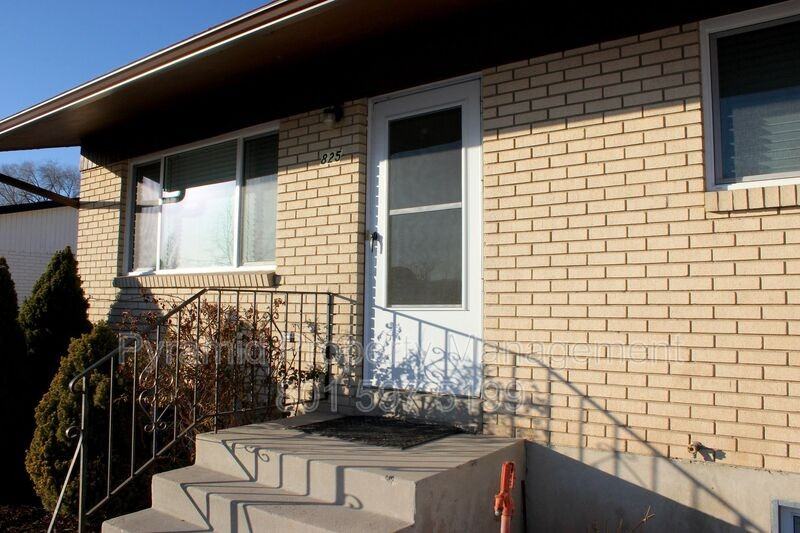 825 En #1 - Photo 3 of 25