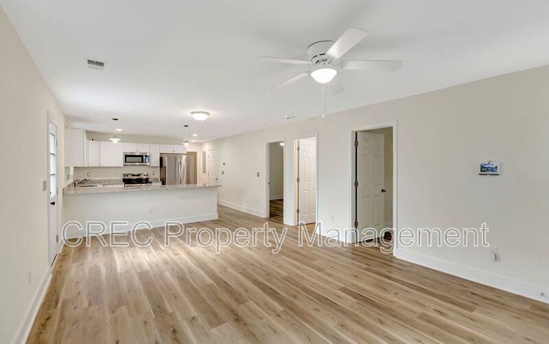 6961 Raymond Ave - Photo 2 of 26