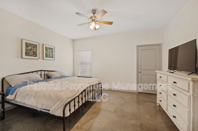 16374 County Road 4137 - Photo 5 of 10