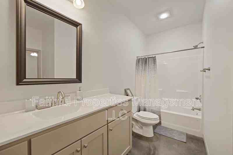 16374 County Road 4137 - Photo 6 of 10