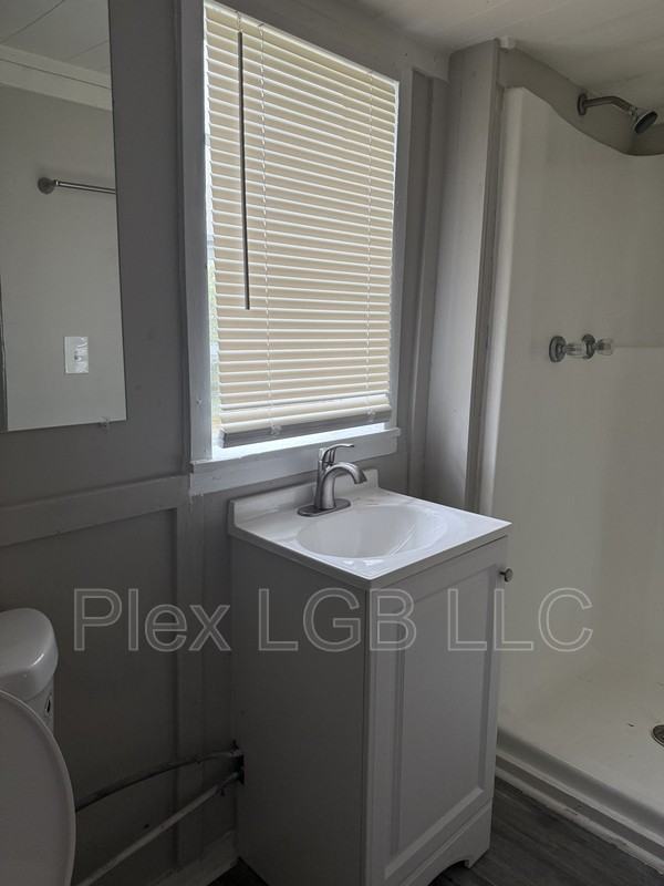 117 Mc Gregor St - Photo 3 of 7