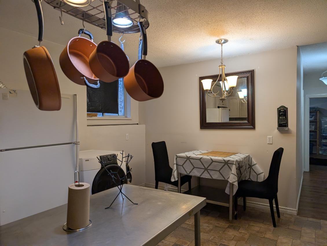 68 Ave & 144 St - Photo 7 of 12