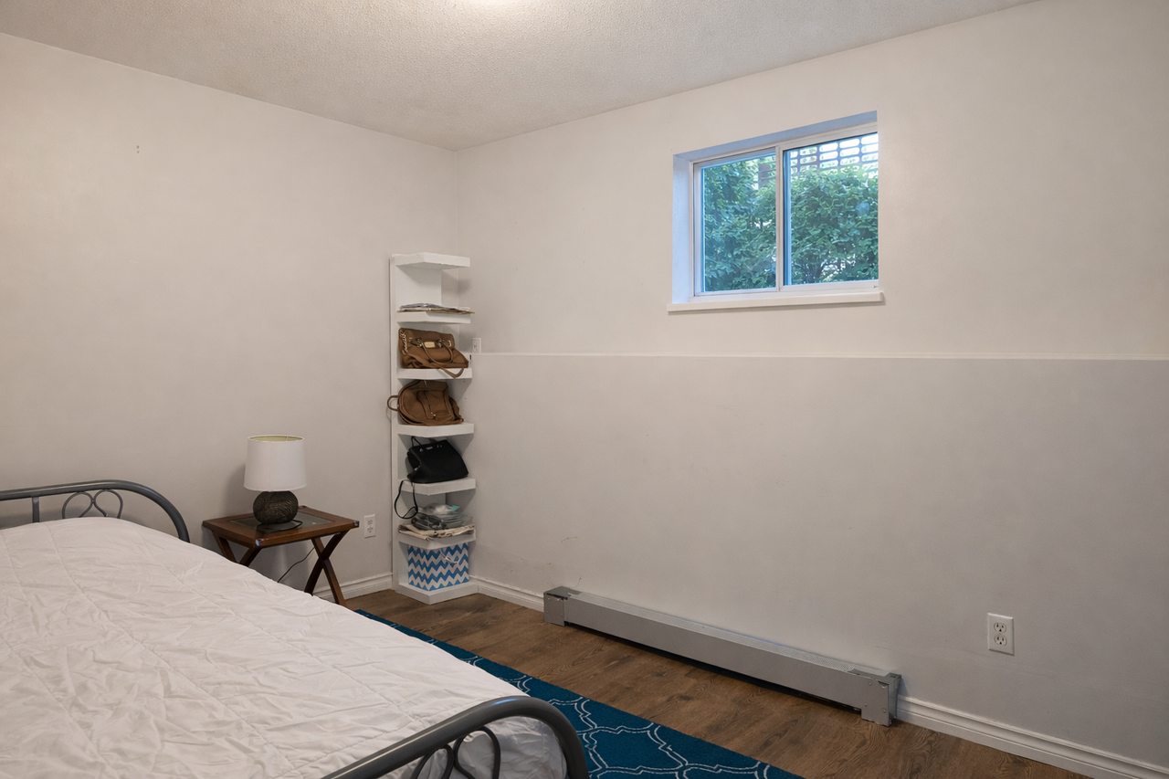 68 Ave & 144 St - Photo 3 of 12