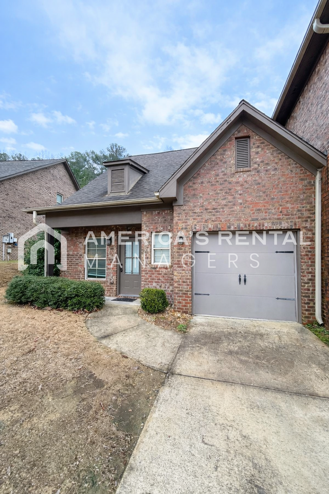 4241 Lochshire Ln - Photo 3 of 34