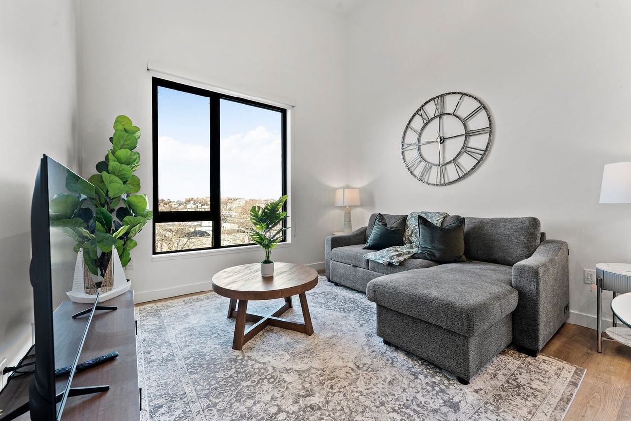 282 Bremen St #1240295P - Photo 3 of 34