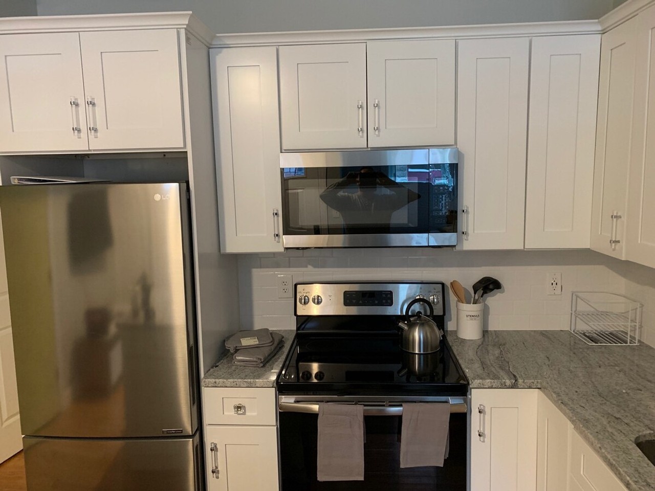 39 Geneva St #1323824P - Photo 4 of 12