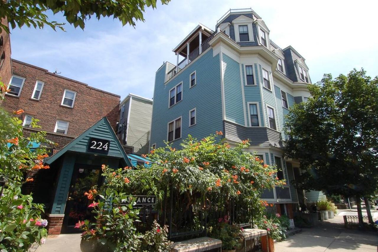 230 Boston St #1355168P - Photo 6 of 26