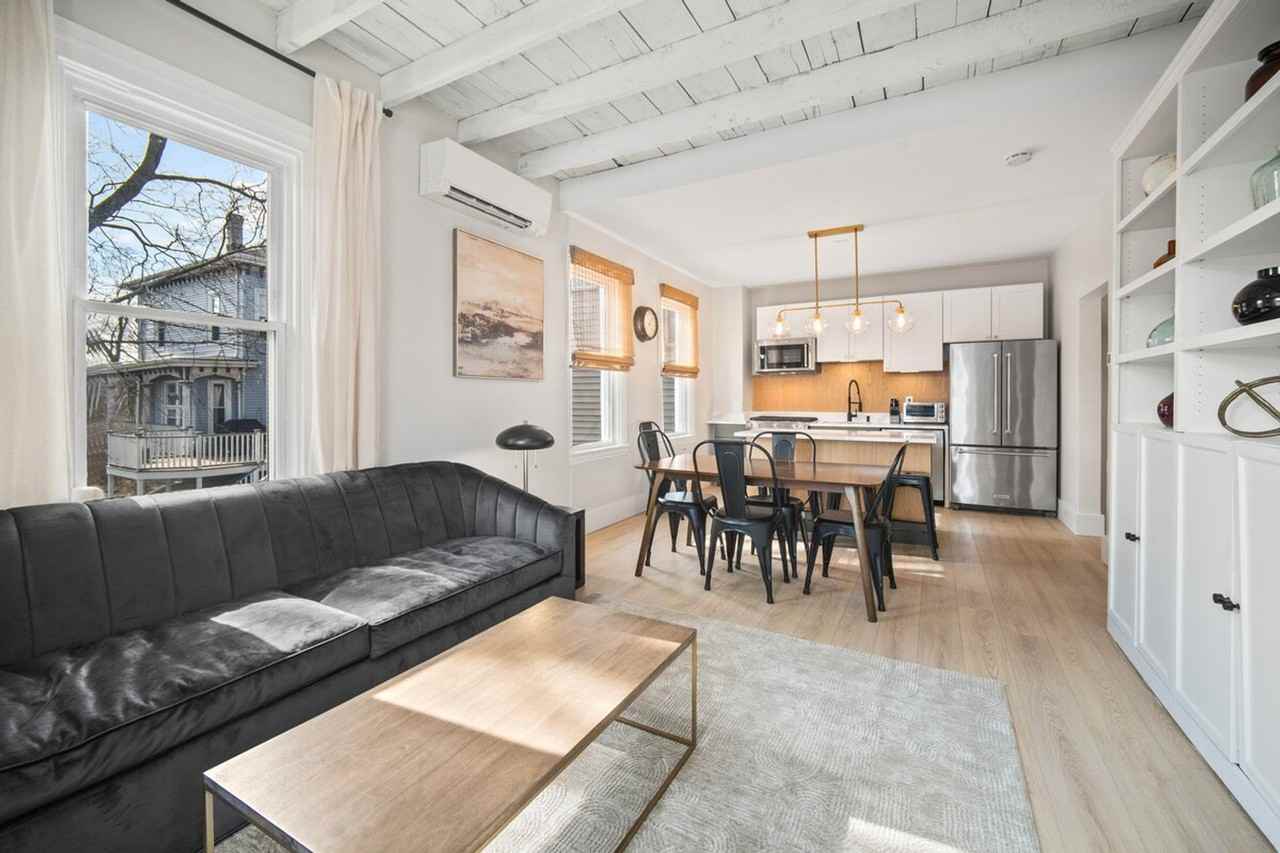 105 Paul Gore St #1364242P - Photo 5 of 35