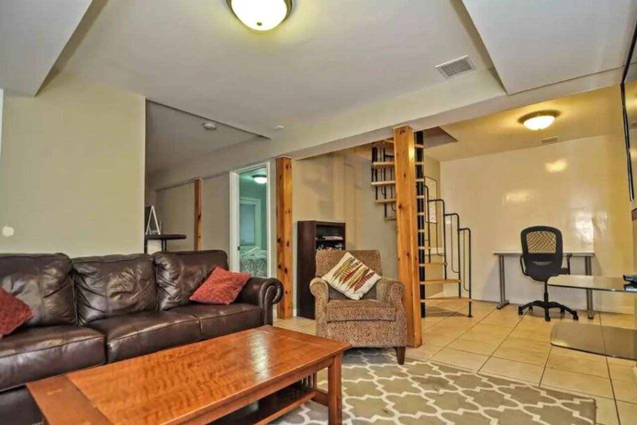 155 Porter St #1364237P - Photo 3 of 20