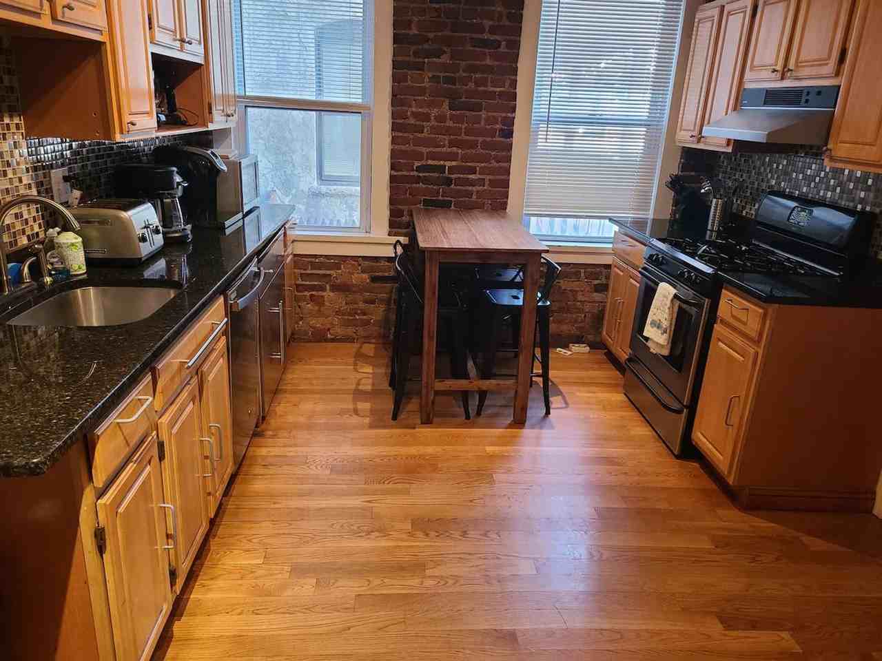 155 Porter St #1364237P - Photo 5 of 20