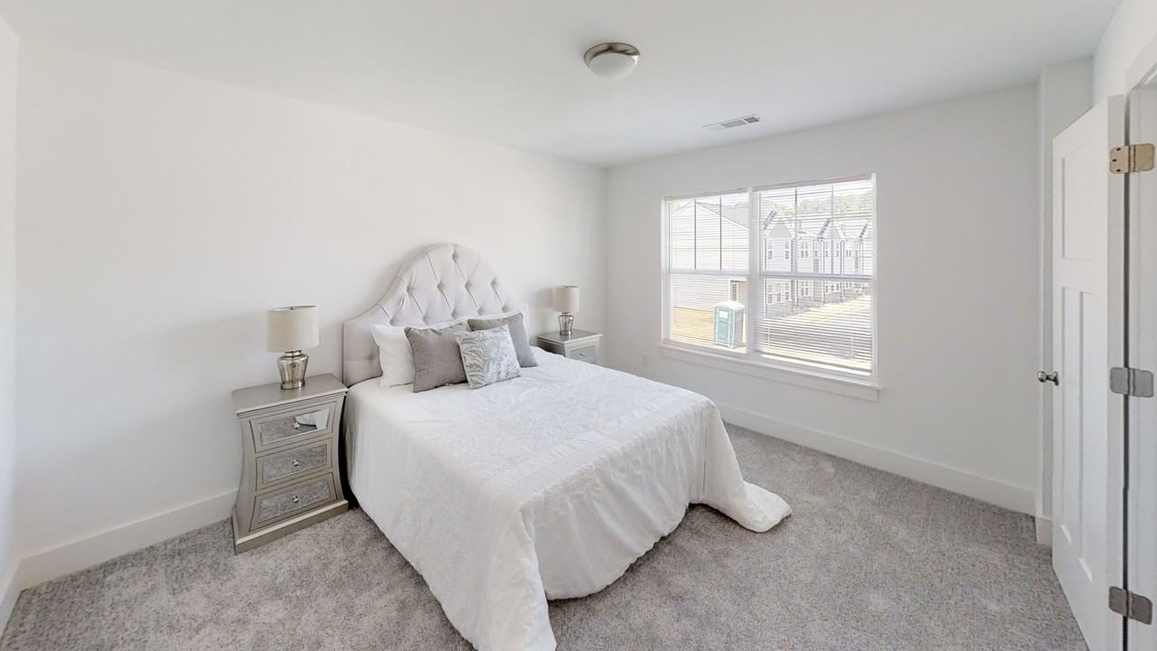 Halo Drive - Photo 7 of 37