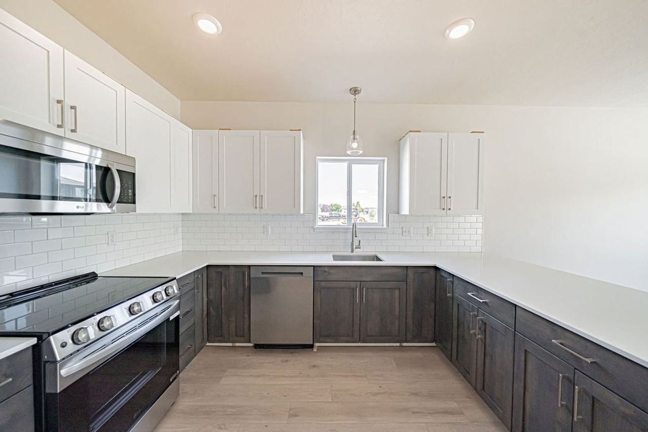 Brand New Townhome For Rent! - Photo 5 of 50