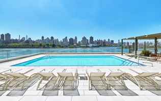 featured image of 10 Halletts Pt