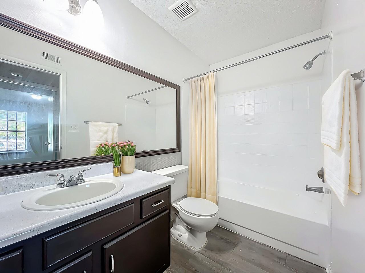 Millenium Cove - Photo 6 of 29