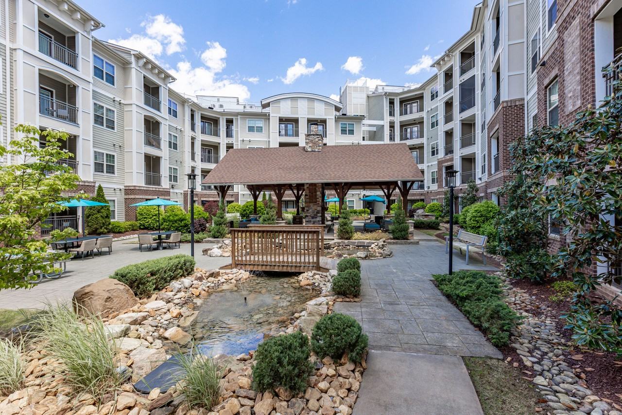 The Manor at Weston - Photo 3 of 30