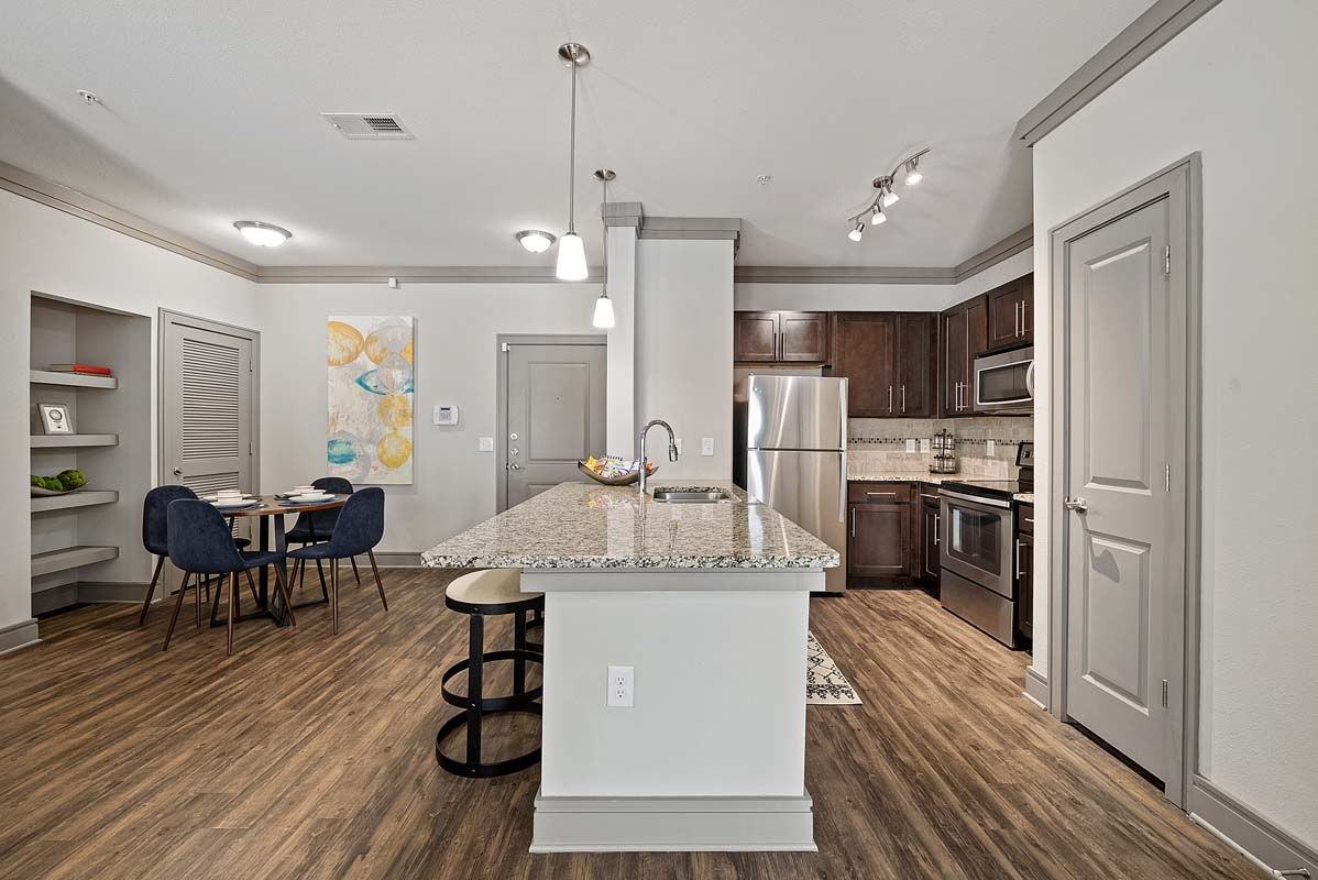 The Manor at Weston - Photo 4 of 30