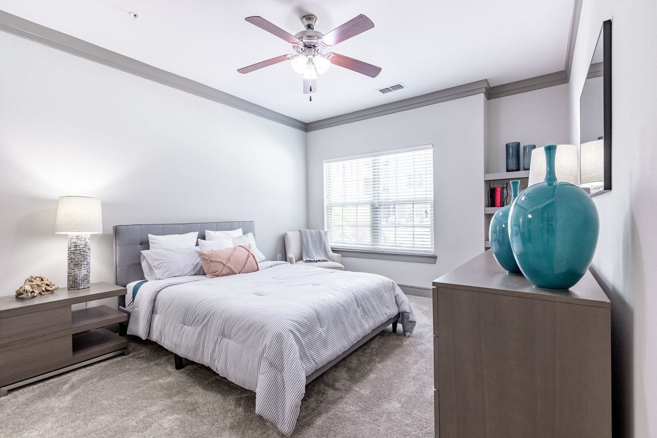 The Manor at Weston - Photo 7 of 30