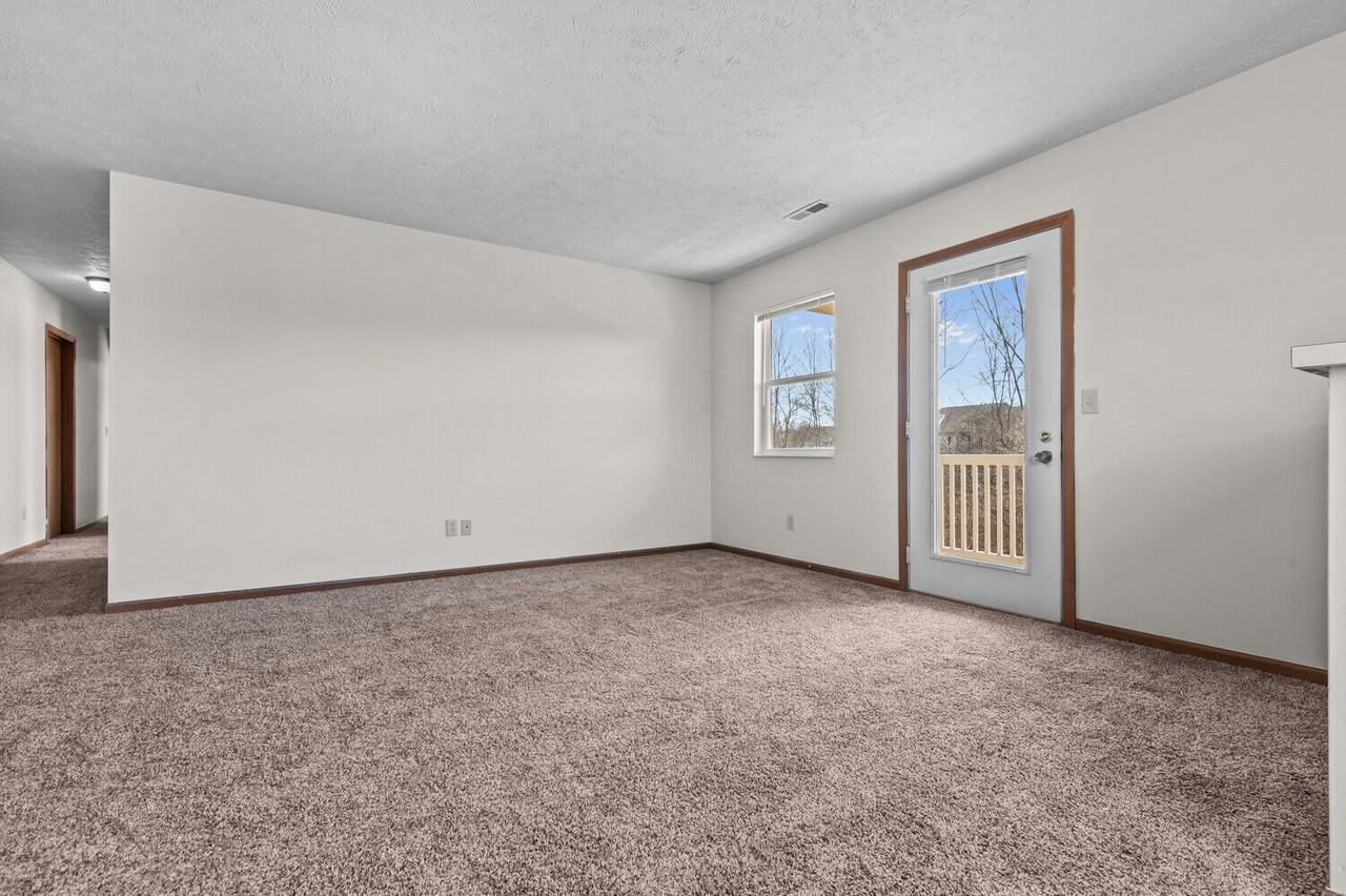 Brookstone Place Apartments - Photo 6 of 24