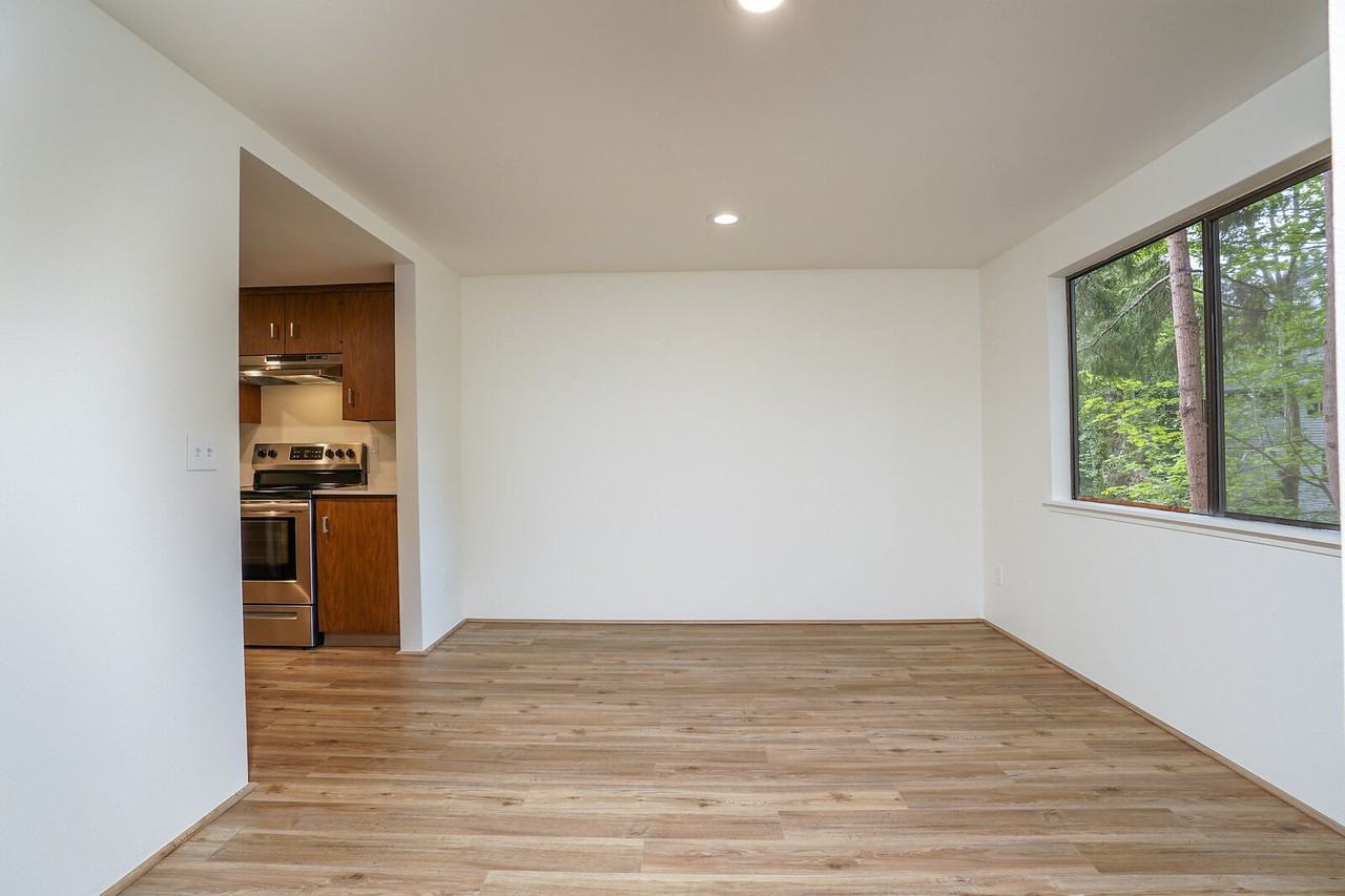 Conquistador - Photo 6 of 10