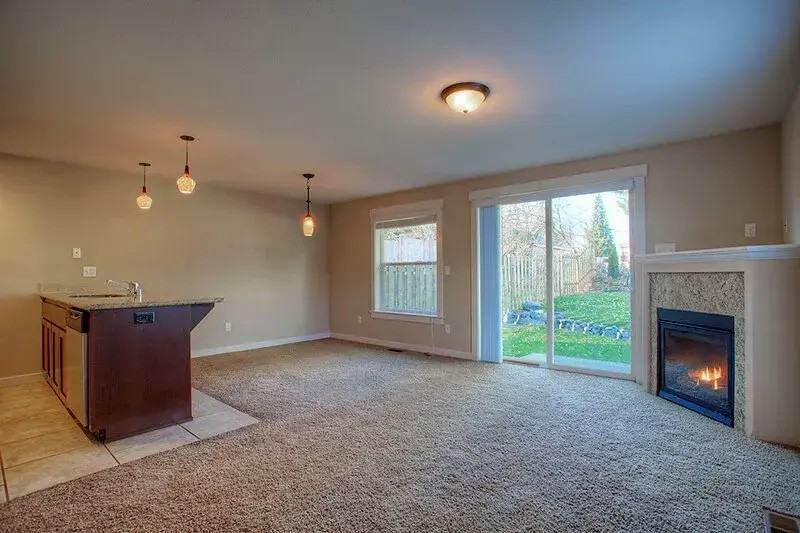 Alaska Street Townhomes - Photo 4 of 20