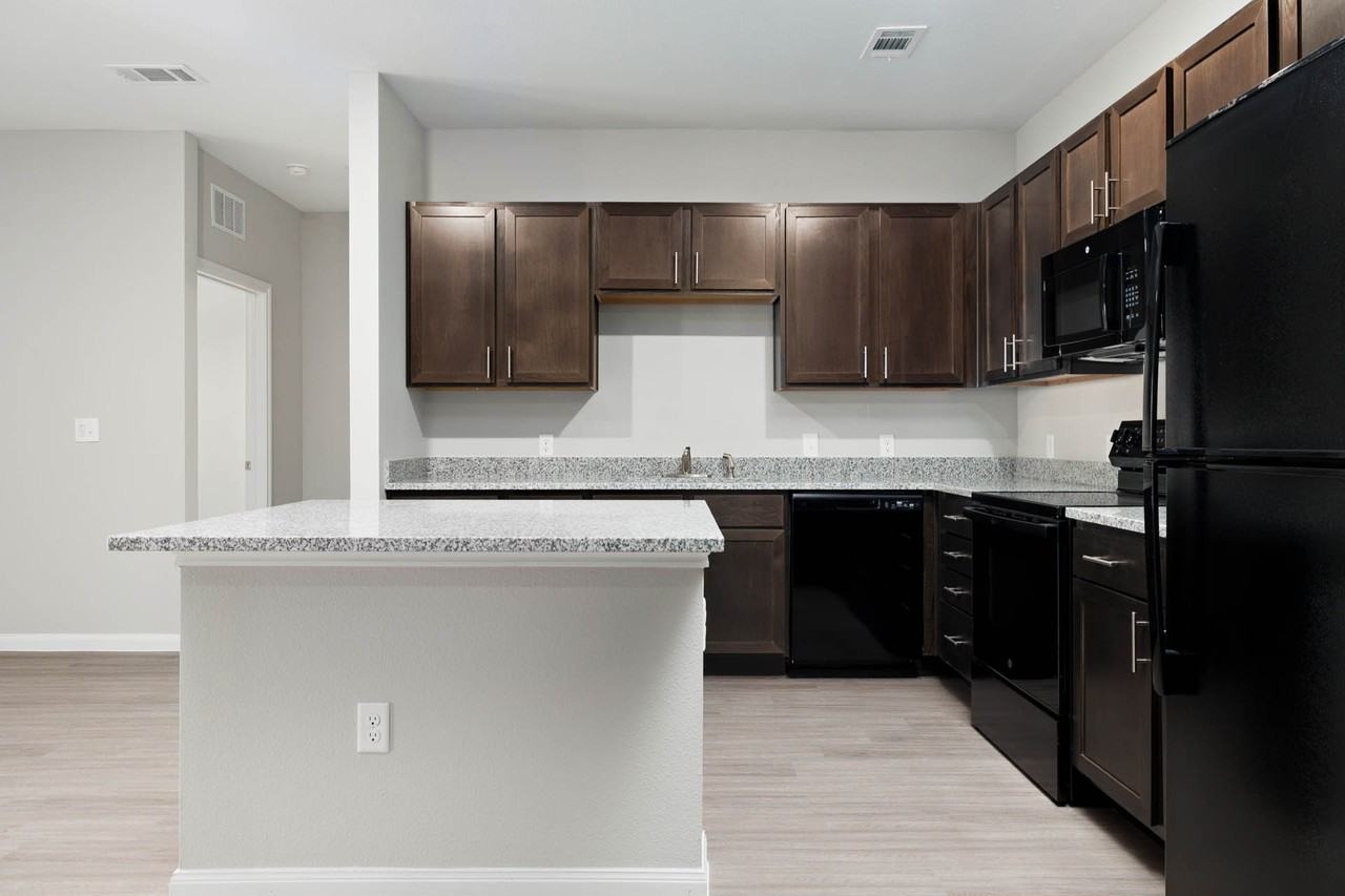 Ewing Heights - Photo 6 of 24