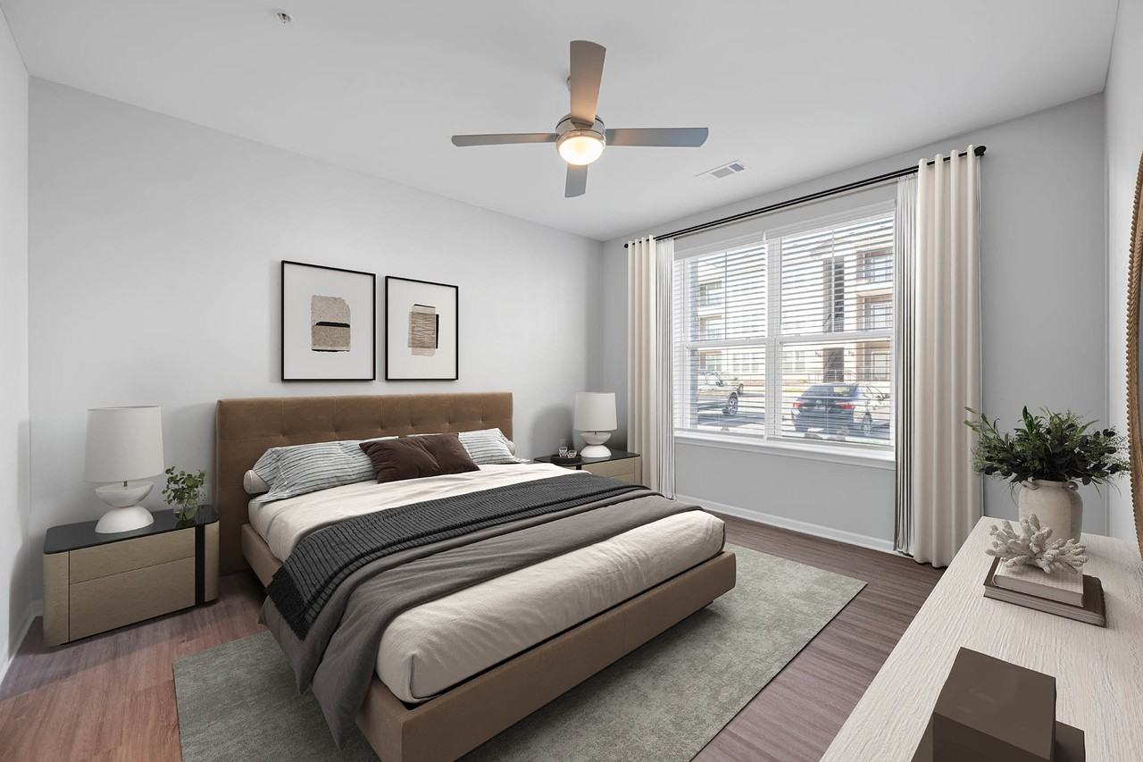 Ewing Heights - Photo 7 of 24