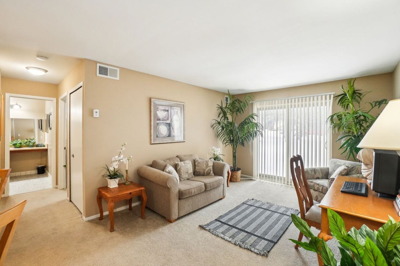 Round Hill Apartments - Photo 2 of 7