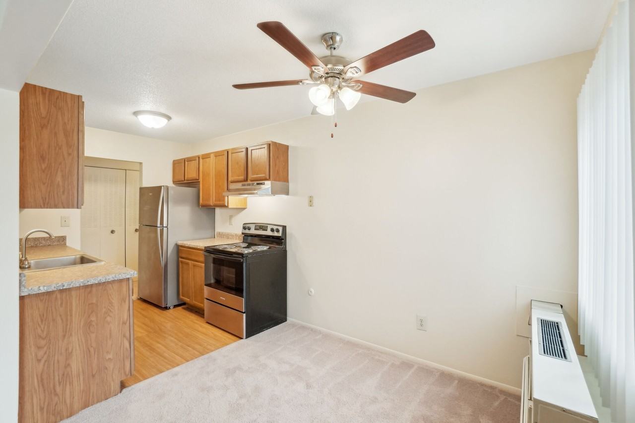 Orchards of Newburgh Apartments - Photo 2 of 18