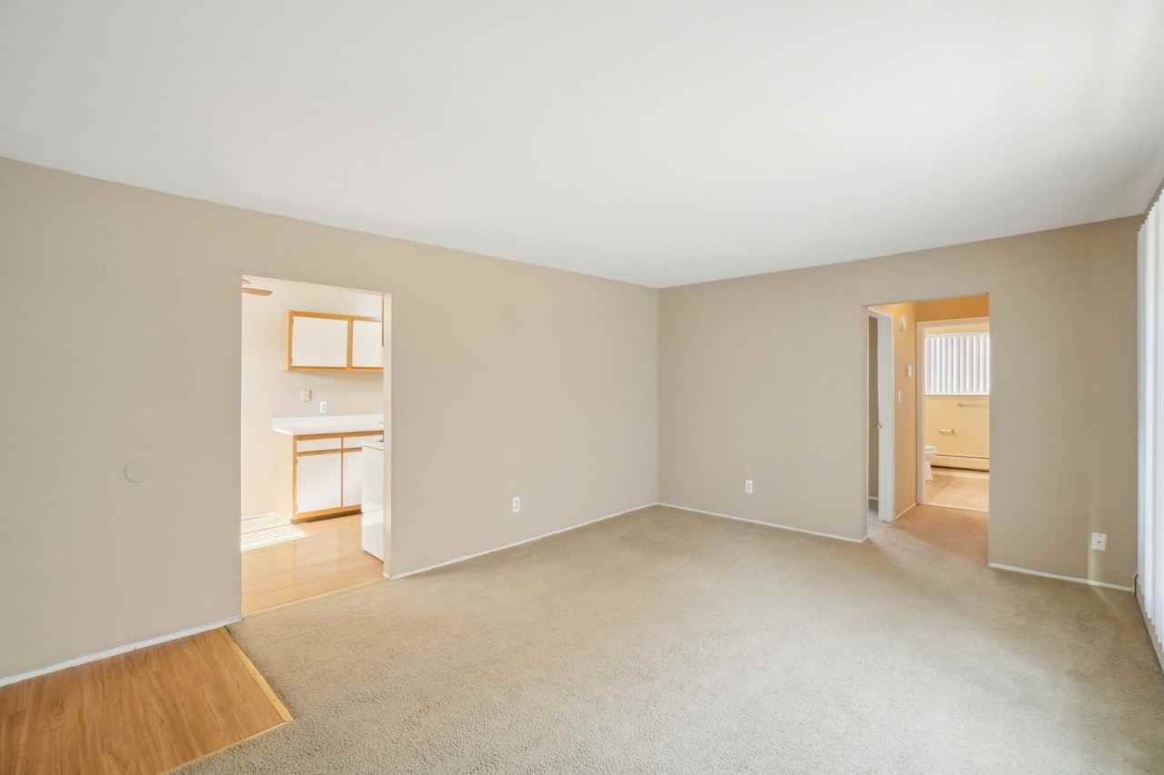 Plymouth House Apartments - Photo 3 of 7