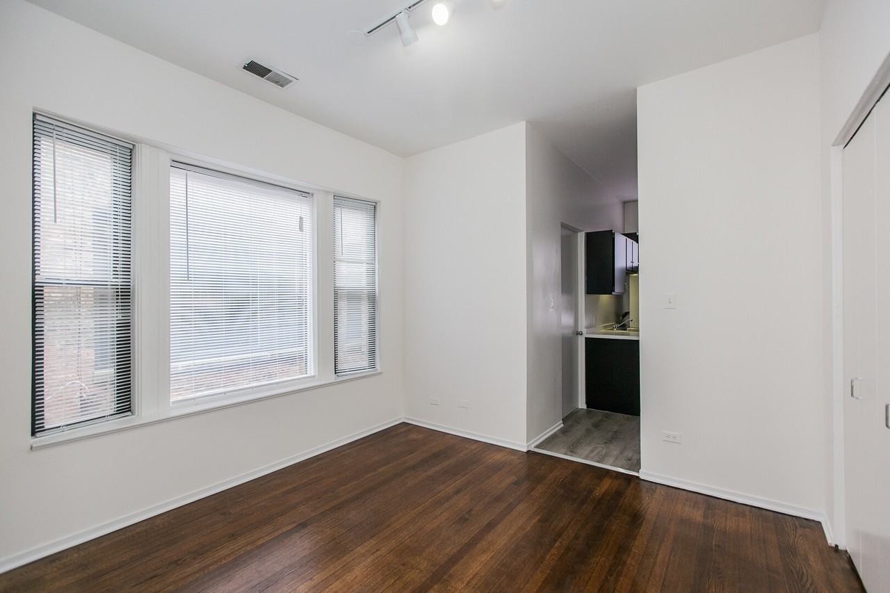 3454 N Elaine Pl #3 - Photo 6 of 14