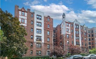 312 Main St ##2g - Photo 1 of 1