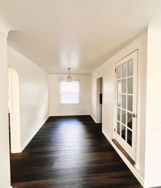 2722 Raskob St - Photo 4 of 10