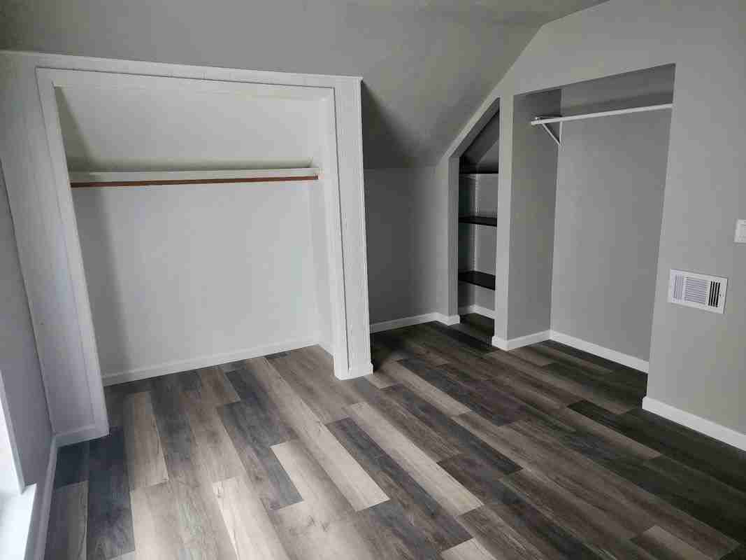 104 5th St - Photo 3 of 7