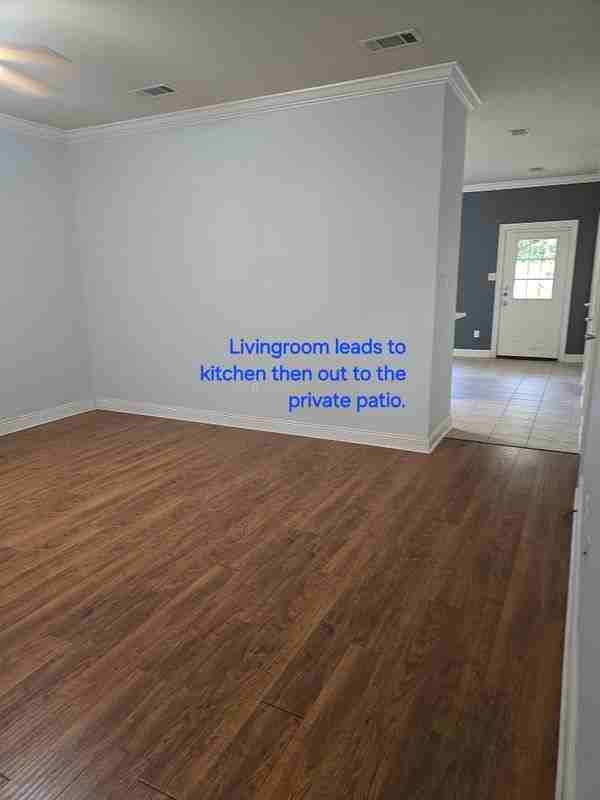 2173 Plantation Ln - Photo 3 of 4