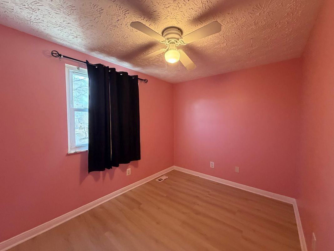 10244 Farmington Ct - Photo 3 of 10