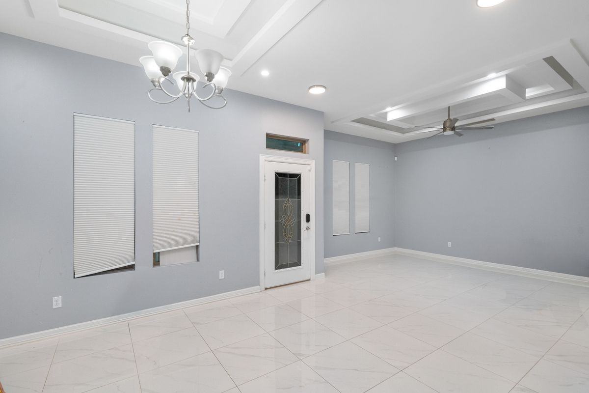 706 Fitzgerald St - Photo 6 of 14