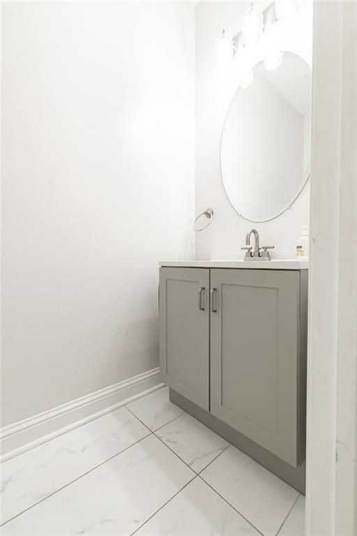 2070 Cabela Dr - Photo 3 of 9