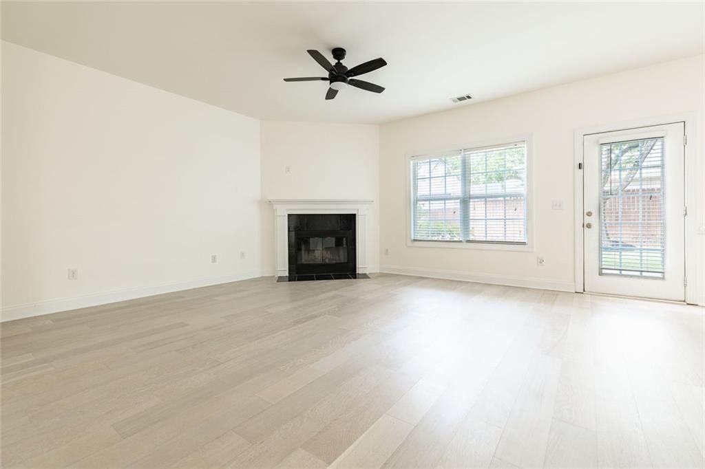 2070 Cabela Dr - Photo 6 of 9