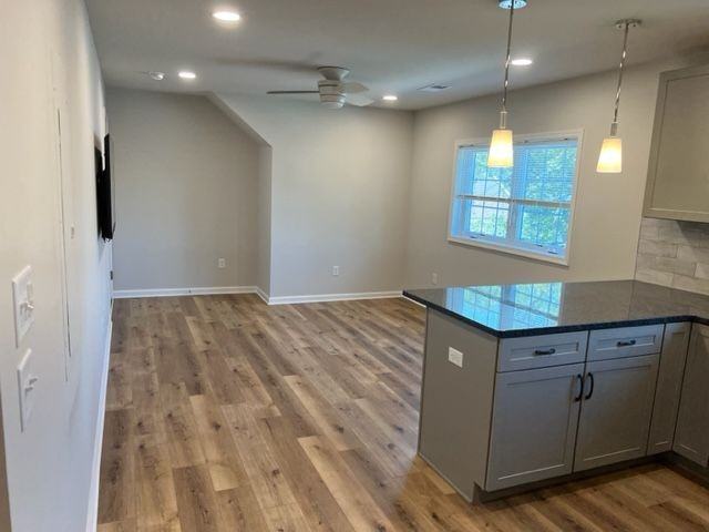 215 E Linden St - Photo 3 of 23