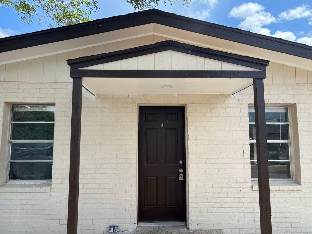 106 N 17th St ##2 - Photo 4 of 4