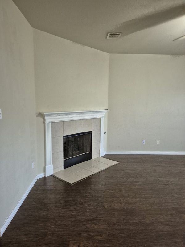 808 Busleigh Castle Way - Photo 3 of 19