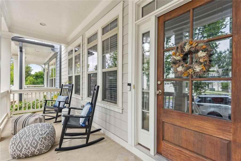 1007 N Edgemont Dr - Photo 4 of 21