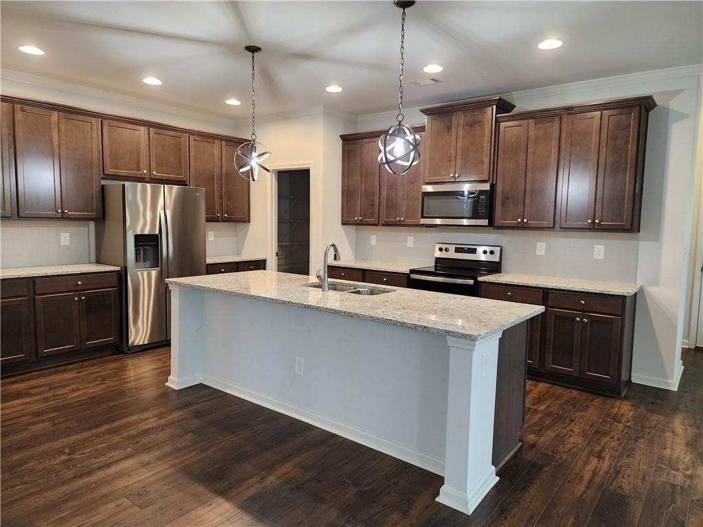 5553 Shallow Branch Dr - Photo 7 of 19