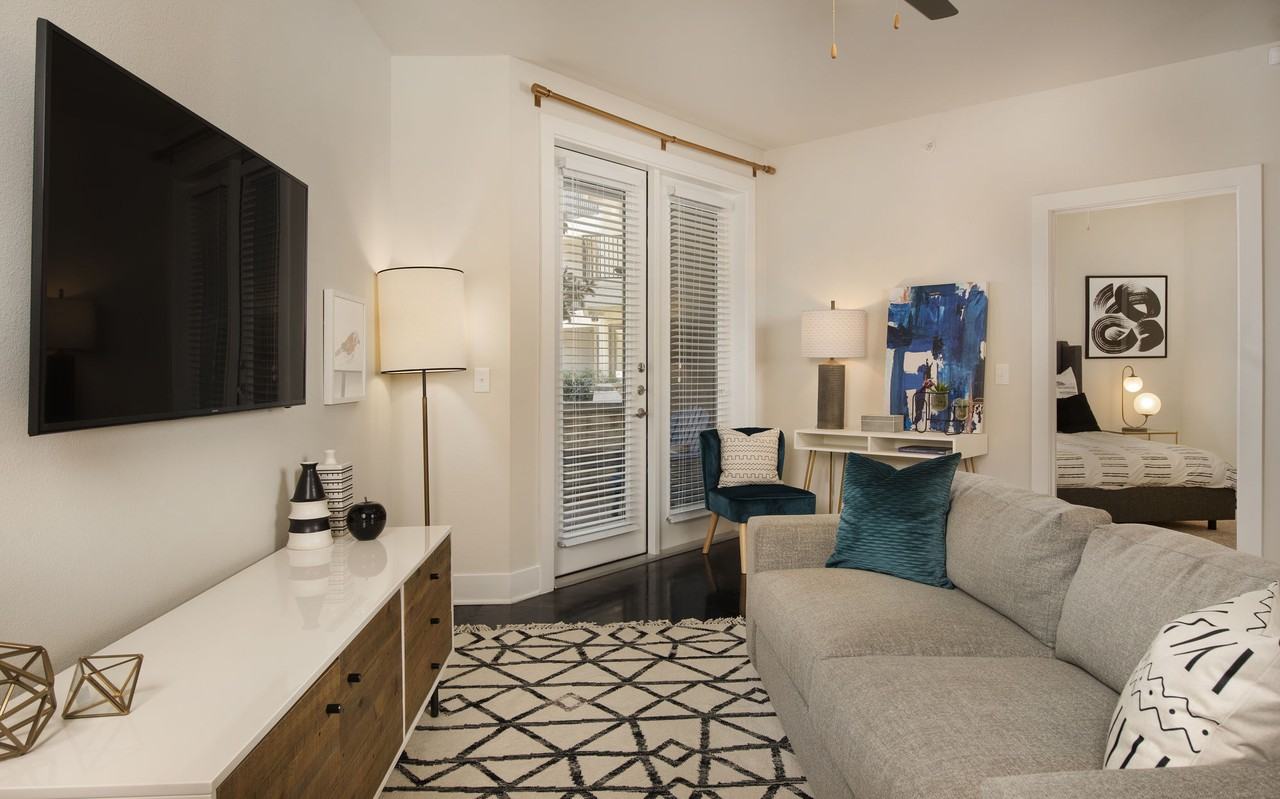 State Street - Photo 3 of 50