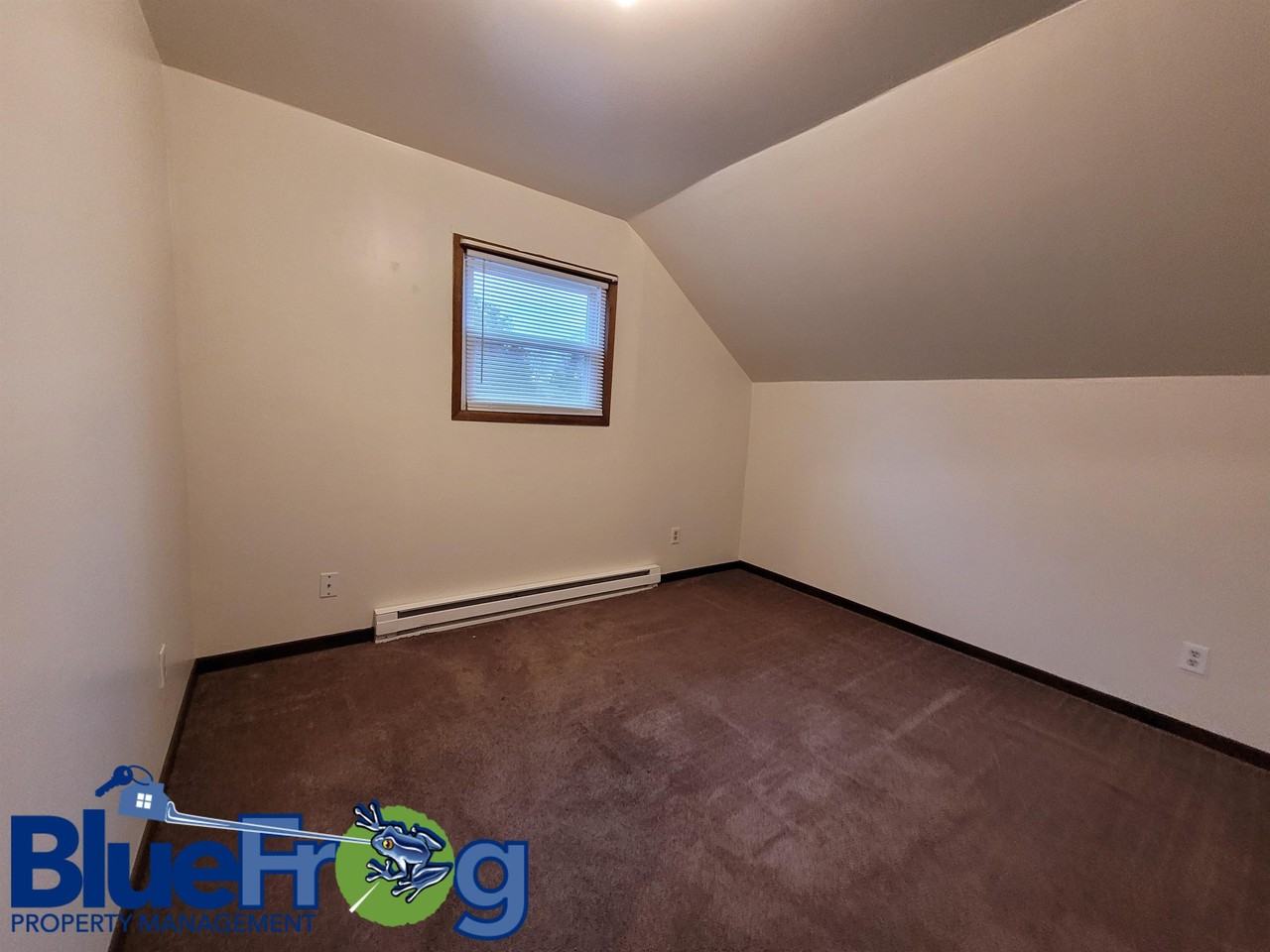 727 W. Harris St. - Photo 6 of 8