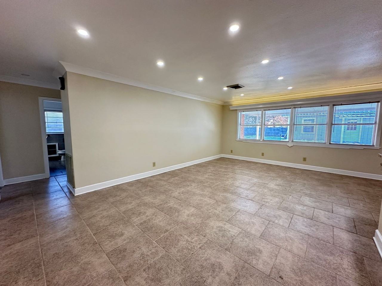 217 Bruce Ave - Photo 5 of 19