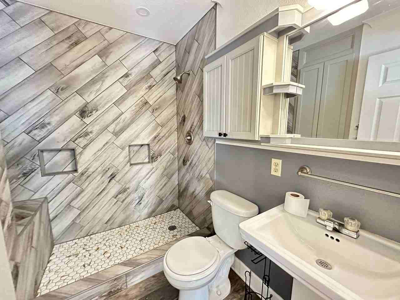 217 Bruce Ave - Photo 2 of 16