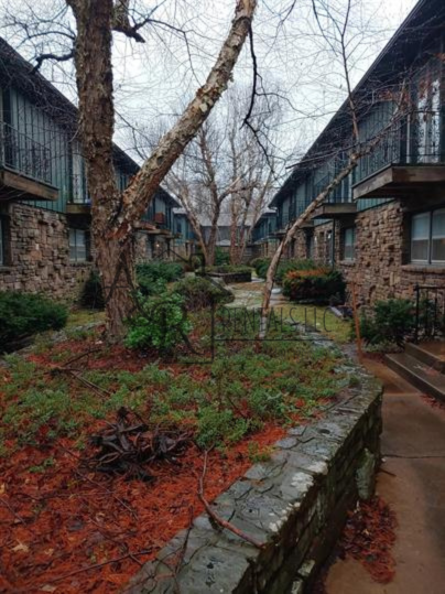 2104 South Broadway Street - Photo 4 of 27